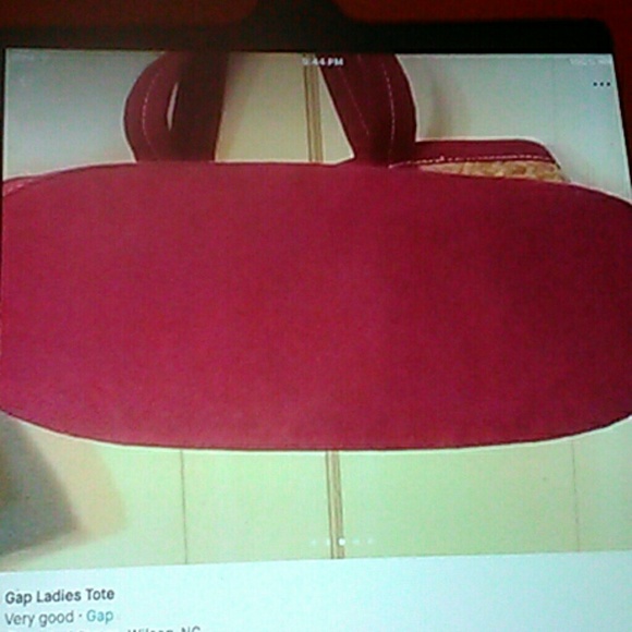 Gap ladies tote. - Picture 3 of 5